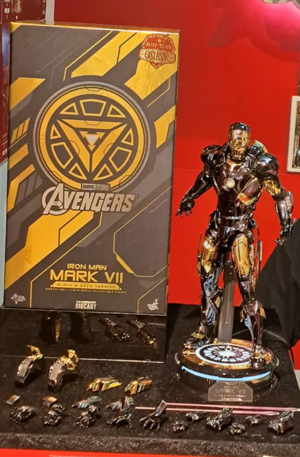 Iron Man Mark VII (Black and Gold Version) - MMS741