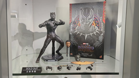 MMS671 <<Black Panther Legacy>> 1:6 Black Panther (Original Suit)